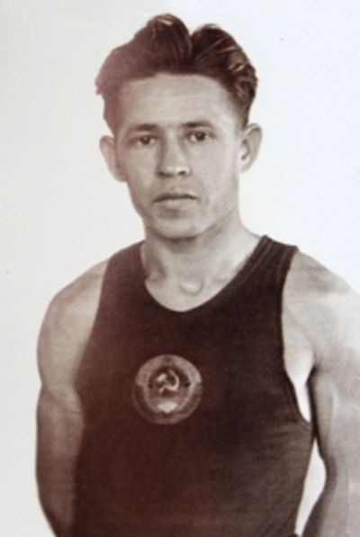 Sergei Popov (marathon runner)