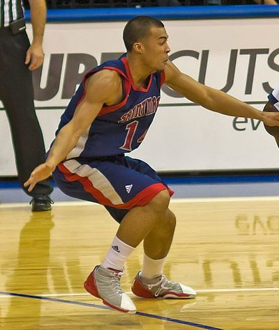 Stephen Holt (basketball)