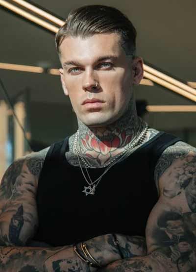 Stephen James (model)