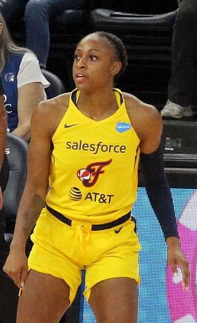 Tiffany Mitchell (basketball)