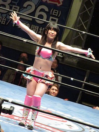 Tsukushi (wrestler)