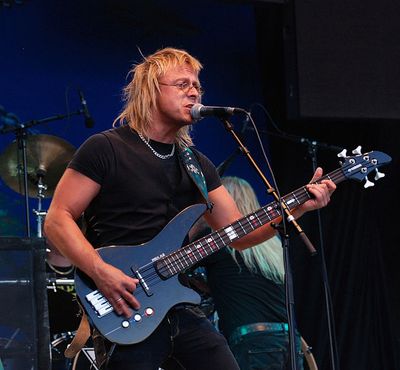Victor Borge (bassist)