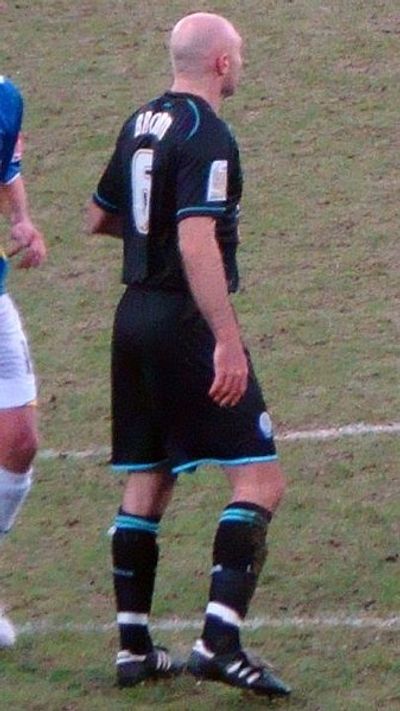 Wayne Brown (footballer, born August 1977)