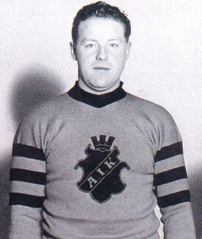 Wilhelm Petersén (ice hockey)