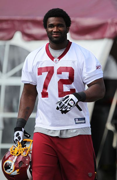 Willie Smith (offensive tackle, born 1986)