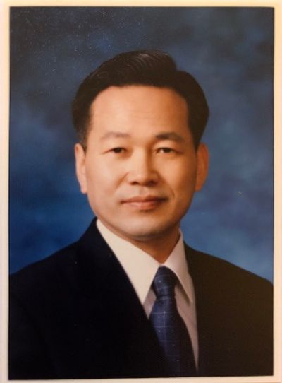 Yong Seung Cho