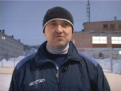 Yuri Kuznetsov (ice hockey, born 1971)