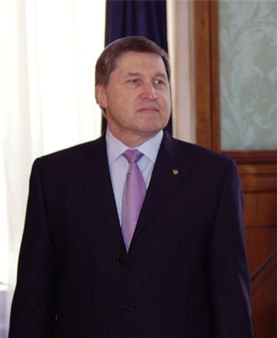 Yuri Ushakov